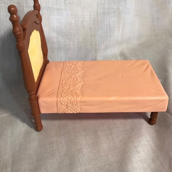 Fisher Price Loving Family Bed Dollhouse Double Poster Parents Bedroom Pink - Picture 12 of 12